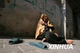 陷入困境：双重生活,揭秘陷入困境者的双重生活之谜